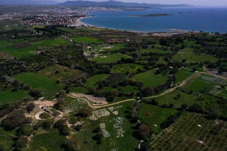 Teos Antik Kenti'ndeki Dionysos tapınağı restore ediliyor