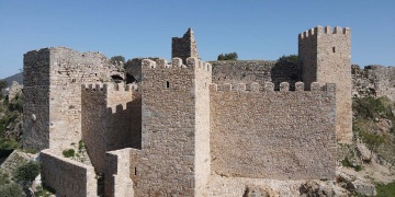 Beçin Antik Kentindeki kale duvarları, burçlar ve sarnıç restorasyonu tamamlandı