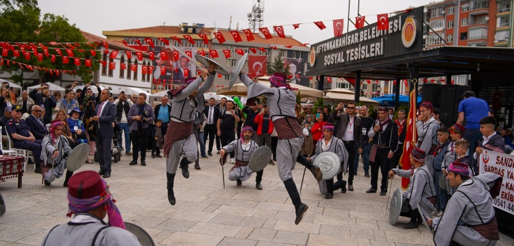 Afyon'un Kalbi, keçeden kuklaya, ebrudan oyuncağa Yaşayan Miras Festivali ile atıyor