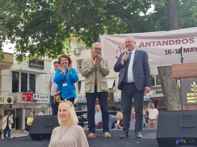 Edremit’te, Antandros Antik Fest coşkusunun ilk gününden renkli manzaralar