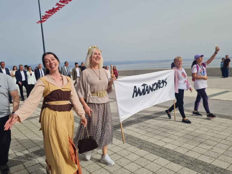 Edremit’te, Antandros Antik Fest coşkusunun ilk gününden renkli manzaralar