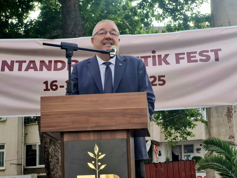 Edremit’te, Antandros Antik Fest coşkusunun ilk gününden renkli manzaralar