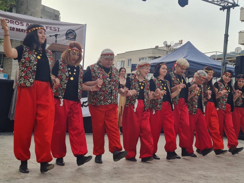 Edremit’te, Antandros Antik Fest coşkusunun ilk gününden renkli manzaralar