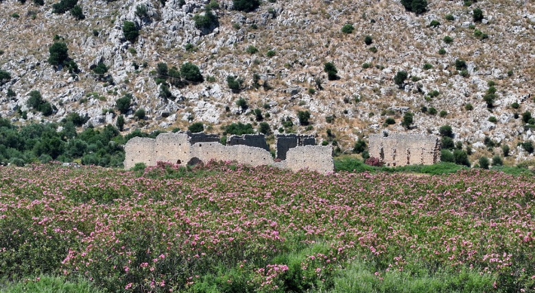 Pisidya'yı Pamfilya'ya bağlayan antik yol yahut Yörük yolu