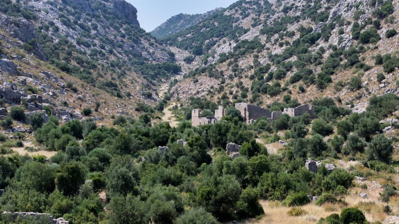 Pisidya'yı Pamfilya'ya bağlayan antik yol yahut Yörük yolu
