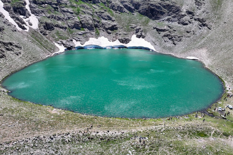 Çalyan Buzul Gölü