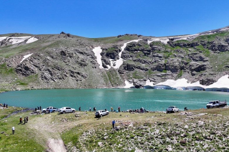 Çalyan Buzul Gölü