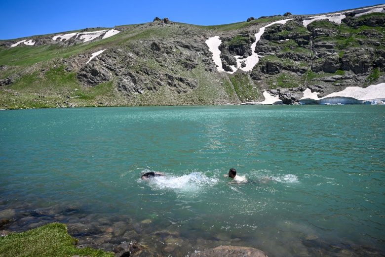 Çalyan Buzul Gölü
