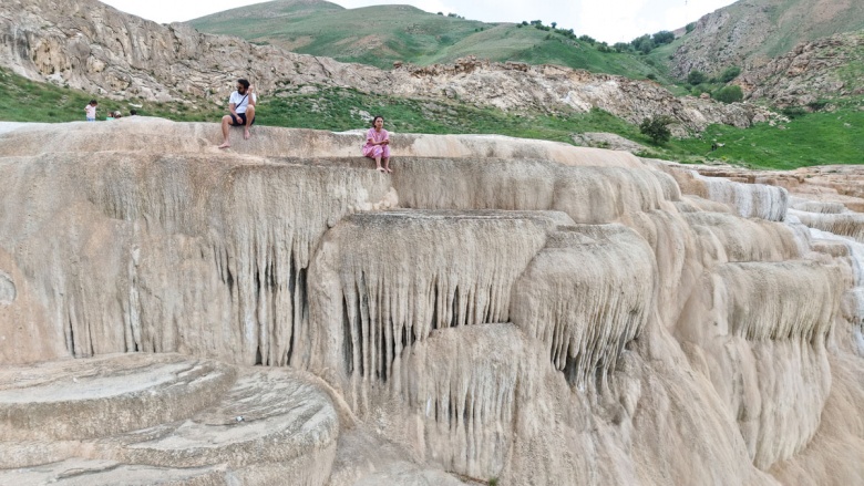 Başkale Travertenleri