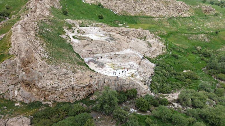 Başkale Travertenleri