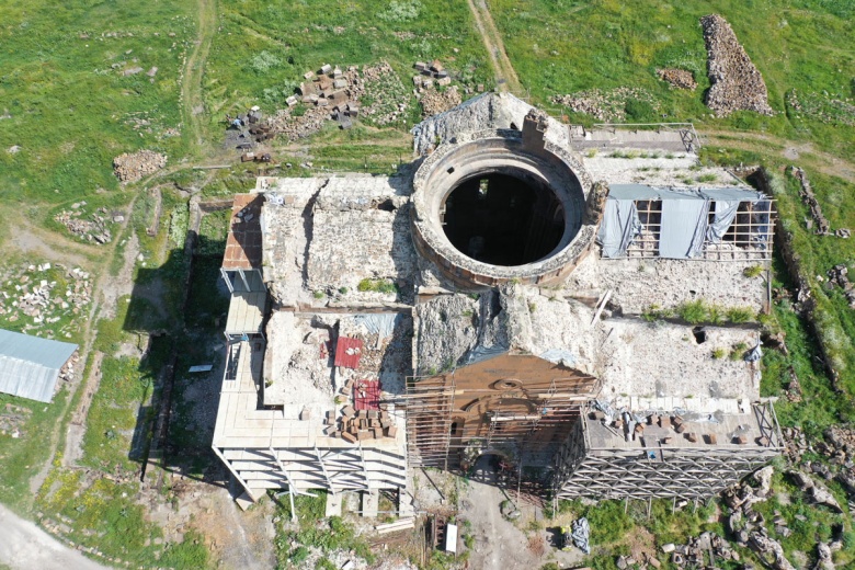 Ani Ören Yeri'ndeki Fethiye Camisi restore ediliyor