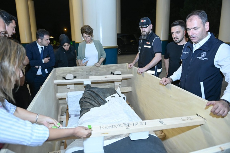 Marcus Aurelius Heykeli Turkiyeye Döndü