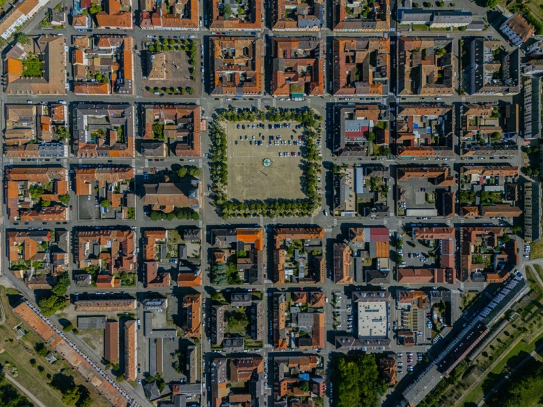 Sekizgen Planlı Şehir: Neuf-Brisach