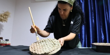 Harranda 800 Yıllık Baklava Desenli Ekmek Kalıbı Gün Yüzüne Çıkarıldı