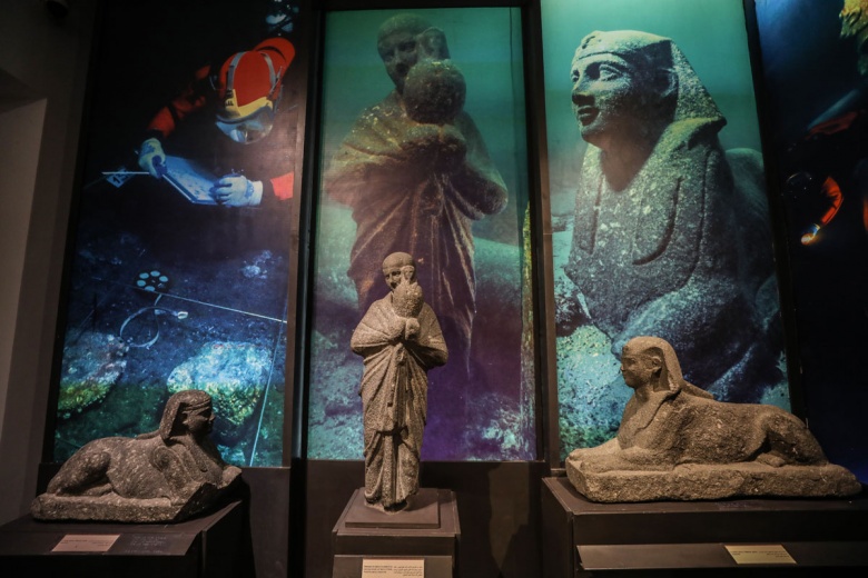 İskenderiye Müzesi'nde Batık Şehrin Sırları Sergisi Açıldı