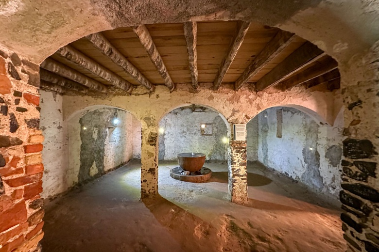 Goree Adası: İnsanlığın Yüz Karası