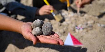 Urartuların Savaş Teknolojisi Gün Yüzüne Çıkıyor: Çavuştepede Sapan Taşları