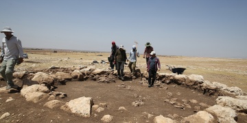 Mardinde Şika Rika Höyüğü Kazıları Neolitikleşmeye Işık Tutan Bulgular