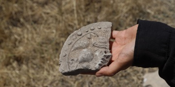 Hülagü Hanın Yazlık Sarayı Çaldıranda Gün Yüzüne Çıkıyor