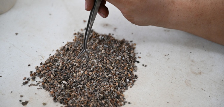 Direkli Mağarasında 13 Bin Yıllık Boncuklar