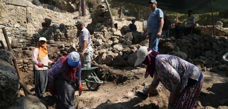 Syedra Antik Kentinde Katılımcı Arkeoloji Deneyimi