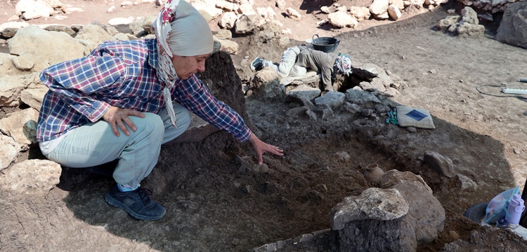 Çayönü Tepesi Kazılarında Yeni Mezar Alanları Ortaya Çıkarıldı: Neolitik'ten Tunç Çağı’na Gömü Gelenekleri