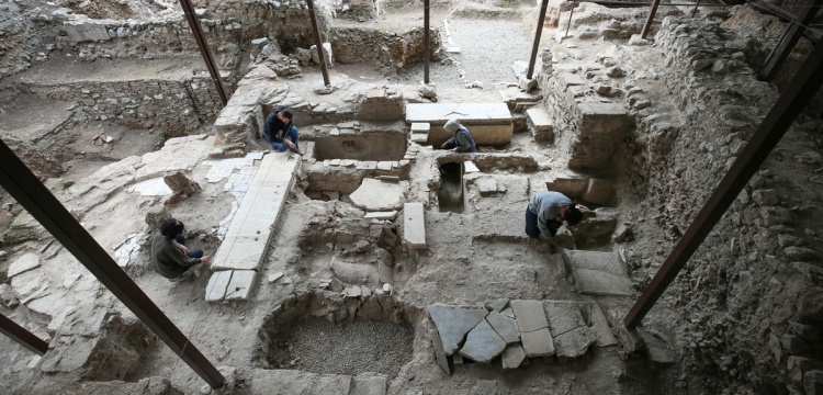 İznik'te Çok Katmanlı Keşif: Bizans Şapeli ve Osmanlı Hamamı Gün Yüzünde