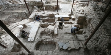 İznikte Çok Katmanlı Keşif: Bizans Şapeli ve Osmanlı Hamamı Gün Yüzünde