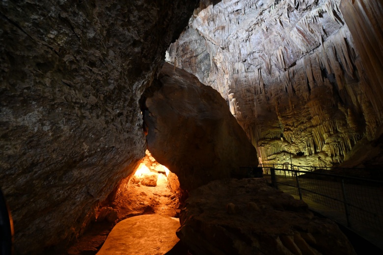 Lübnan Caita Mağarası (Jeita Grotto Cave)
