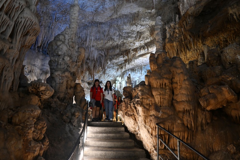 Lübnan Caita Mağarası (Jeita Grotto Cave)