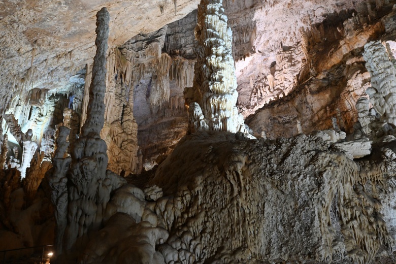 Lübnan Caita Mağarası (Jeita Grotto Cave)