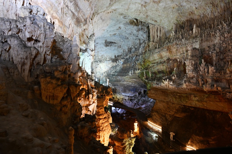 Lübnan Caita Mağarası (Jeita Grotto Cave)