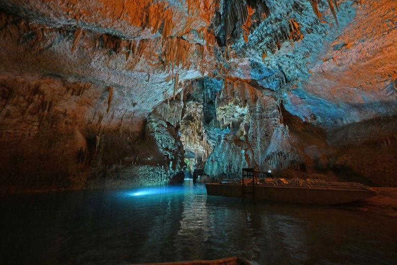 Lübnan Caita Mağarası (Jeita Grotto Cave)