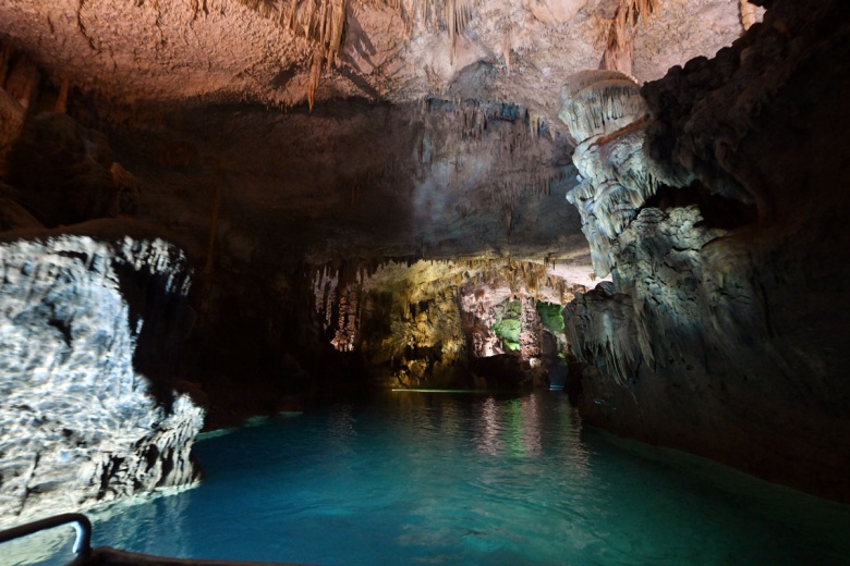 Lübnan Caita Mağarası (Jeita Grotto Cave)