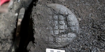 Topraktepe Antik Kentinde Erken Hristiyanlık Dönemine Ait Benzersiz Ekmek Buluntuları