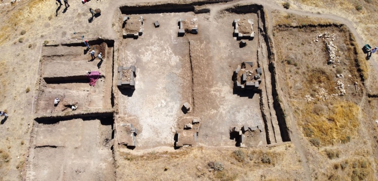 Kef Kalesi’nin 2.700 Yıllık Mimari Sırları Gün Yüzüne Çıkıyor