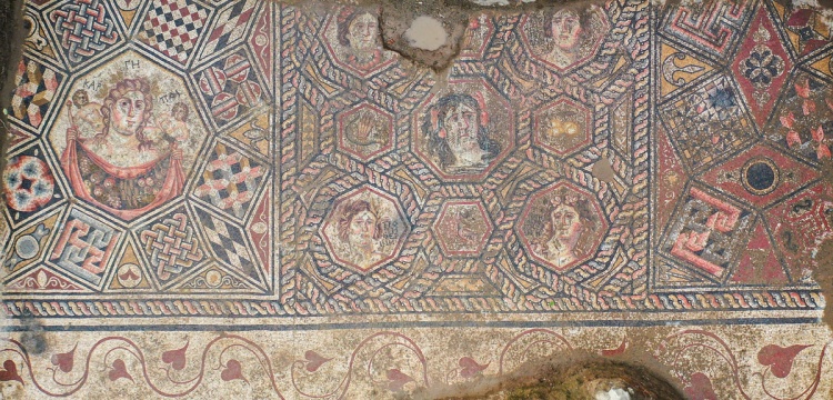 İznik’te Mitolojik Tasvirli Mozaik Gün Yüzüne Çıkarıldı