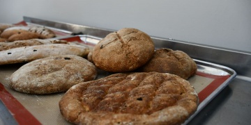 3 Bin Yıllık Mezopotamya Tarifinin İzinde: Hasankeyfte Ballı Arpa Ekmeği Yeniden Pişirildi