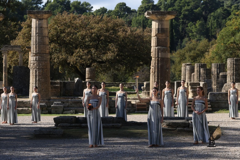 Milano Cortina 2026 Kış Olimpiyat Oyunları’nın Meşale Yakma Töreni