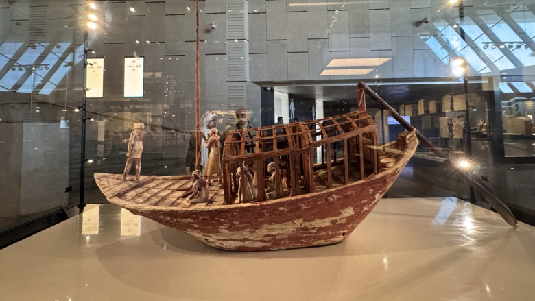 Büyük Mısır Müzesi Ziyaretçi Akınına Uğruyor