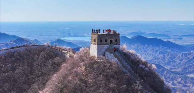 Çin Seddi arkeoloji kazılarındaki bulgularda Ming Topu ve Turkuaz eserler dikkat çekiyor