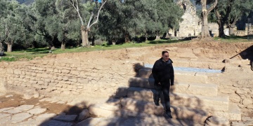 Nysada Bilginin Merdivenleri: Kütüphaneye Açılan 1800 Yıllık Basamaklar