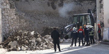 Niğde Kalesinde İstinat Duvarı Çöktü: Güvenlik Önlemleri Artırıldı