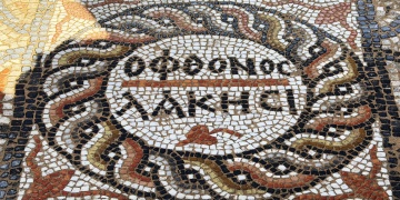 Syedra Antik Kentinde Yazıtlı Mozaik: Kıskanan Çatlasın İfadesi Gün Yüzüne Çıktı