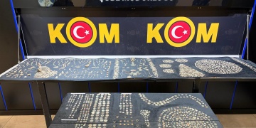 Ankarada Kaçak Kazıya Darbe: 6 Bin Parça Tarihi Eser Yakalandı