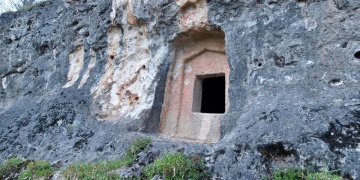 Ordunun Saklı Arkeolojik Hazinesi: Tikenlice Kaya Mezarları