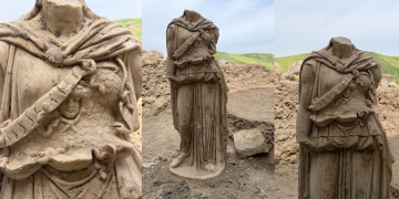 Laodikeia Antik Kentinde Athena Heykeli Gün Yüzüne Çıkarıldı