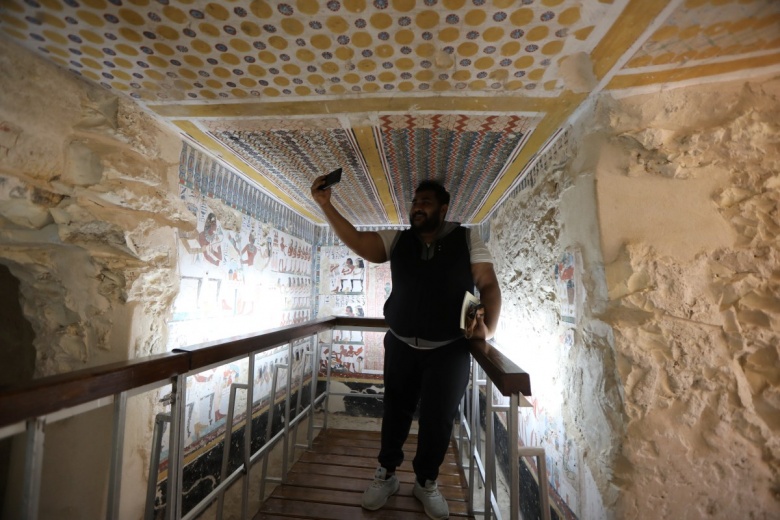 Firavun Amenhotep'in restorasyonu biten mezarı ziyaretçilere açıldı