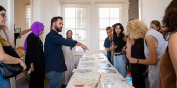 Restoratör Şahin Genç, İzmirli gençlerle restorasyon deneyimlerini paylaştı