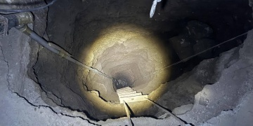 Şanlıurfada gömü bulmak için 25 metrelik kuyu kayan 2 defineci yakalandı